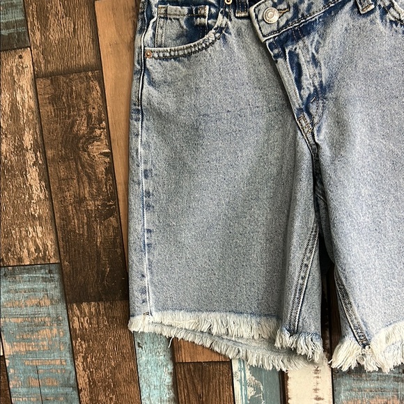 Wild Fable Light Blue Frayed Hem Jean Shorts - Picture 3 of 14